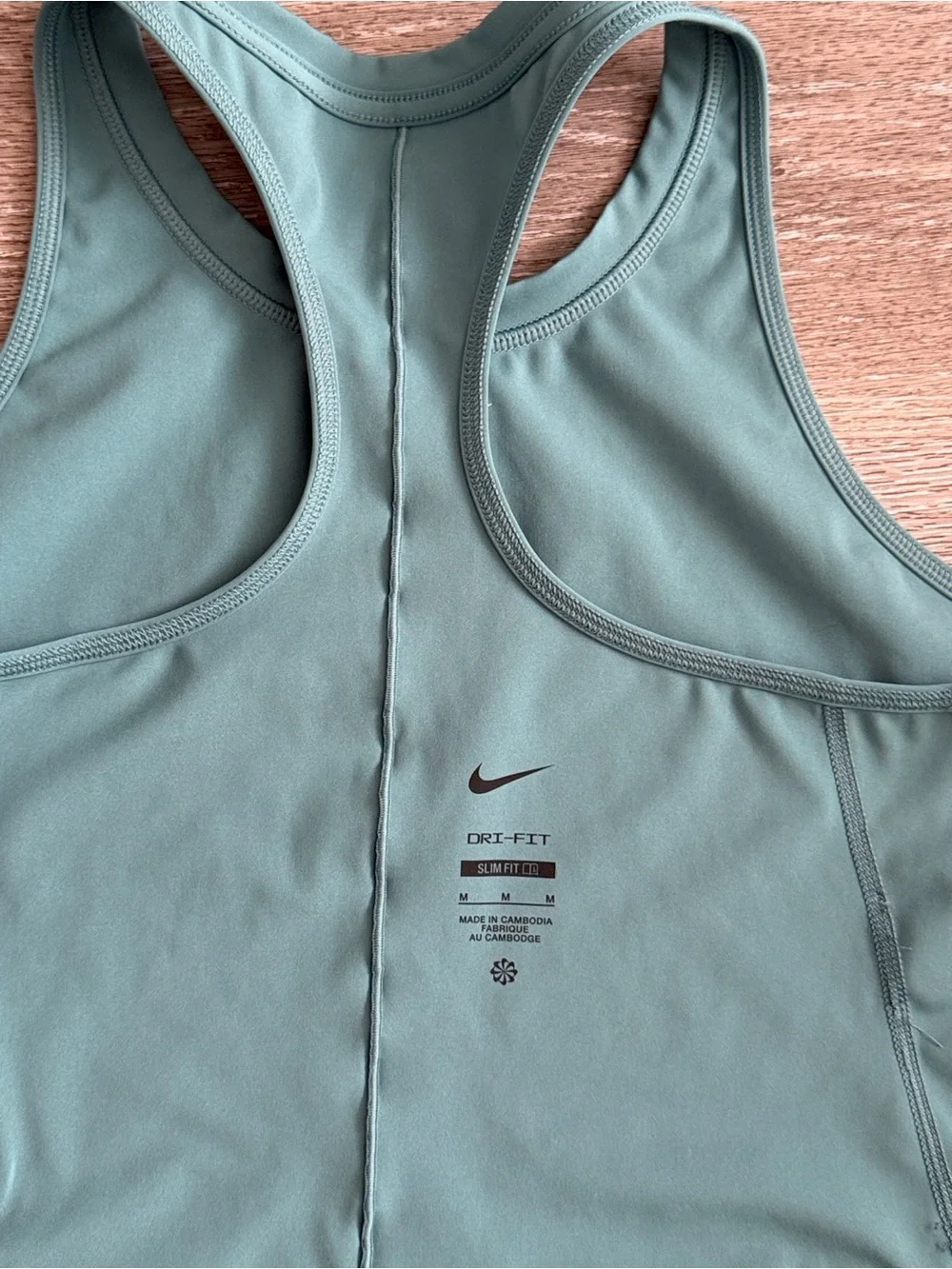 Nike Women's Teal Tank & Mauve Tee Active Set